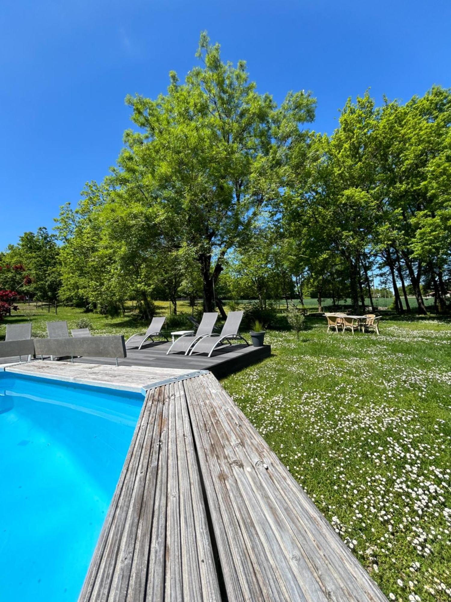 Les Fontanelles Du Quercy Blanc Villa Montcuq Екстериор снимка